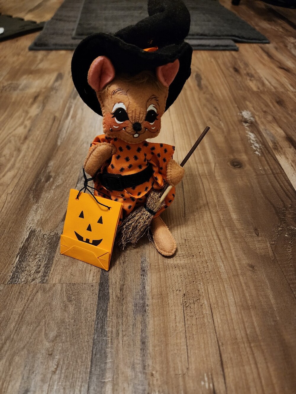 Annalee Halloween witch mouse
